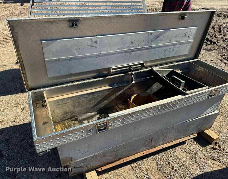 image for item NI9676 Automotive accessories