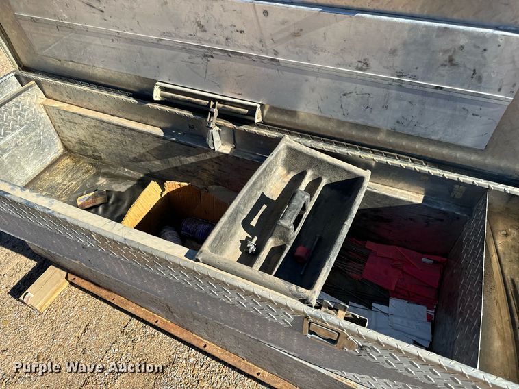 image for item NI9676 Automotive accessories