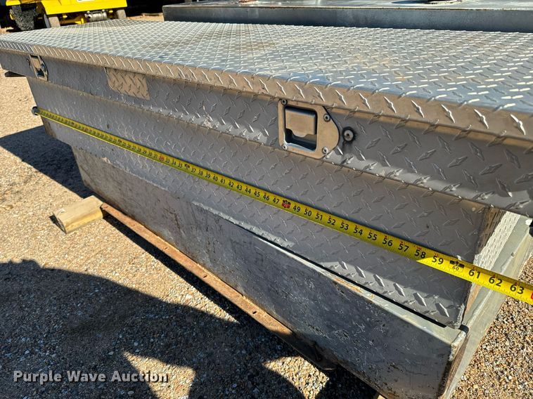 image for item NI9676 Automotive accessories