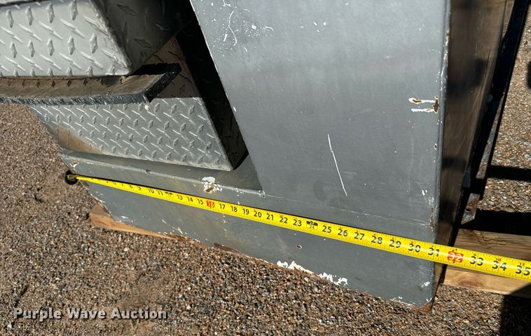 image for item NI9676 Automotive accessories