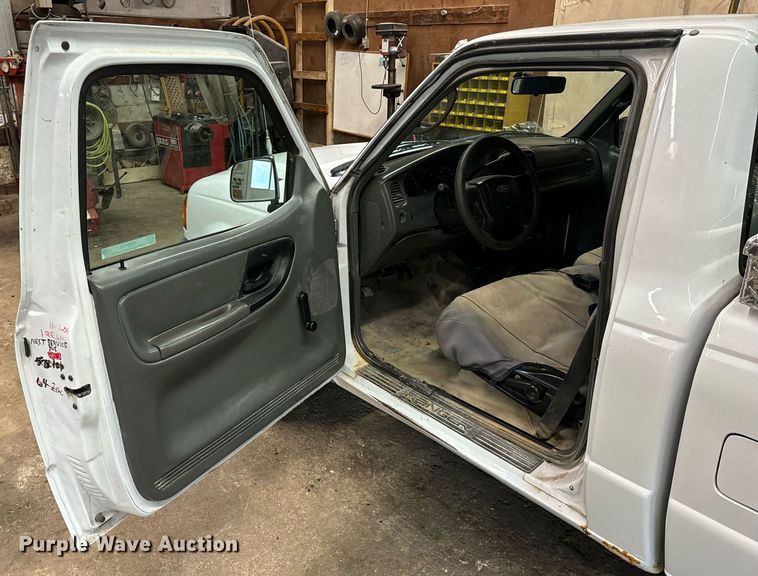 image for item NM9189 2005 Ford Ranger  pickup truck