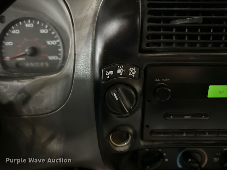 image for item NM9189 2005 Ford Ranger  pickup truck