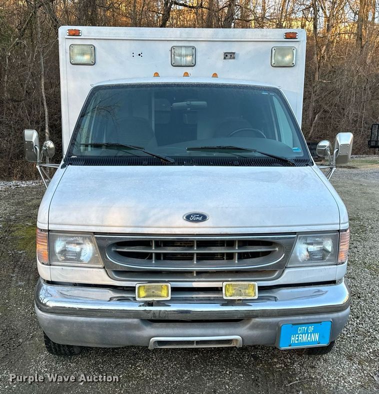 image for item NM9190 2000 Ford E350  sewer inspection van