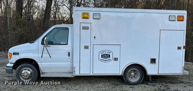 image for item NM9190 2000 Ford E350  sewer inspection van