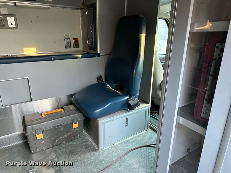 image for item NM9190 2000 Ford E350  sewer inspection van