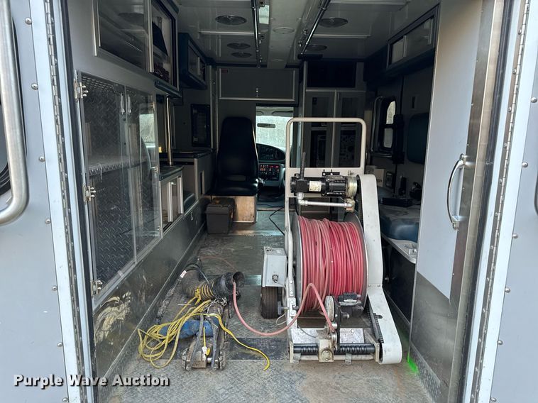 image for item NM9190 2000 Ford E350  sewer inspection van