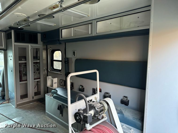 image for item NM9190 2000 Ford E350  sewer inspection van