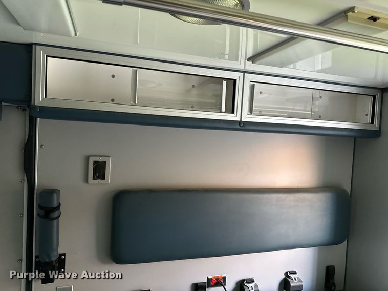 image for item NM9190 2000 Ford E350  sewer inspection van