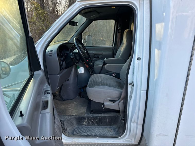 image for item NM9190 2000 Ford E350  sewer inspection van