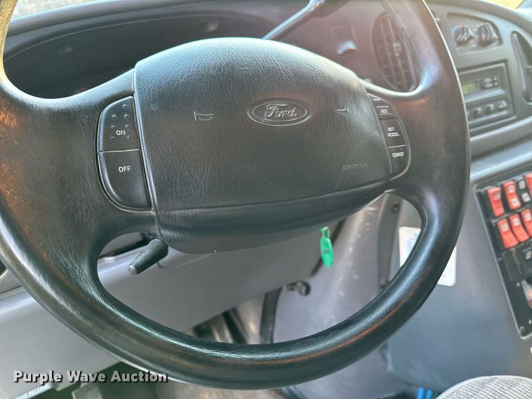 image for item NM9190 2000 Ford E350  sewer inspection van