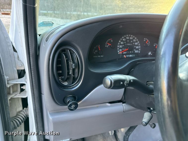 image for item NM9190 2000 Ford E350  sewer inspection van