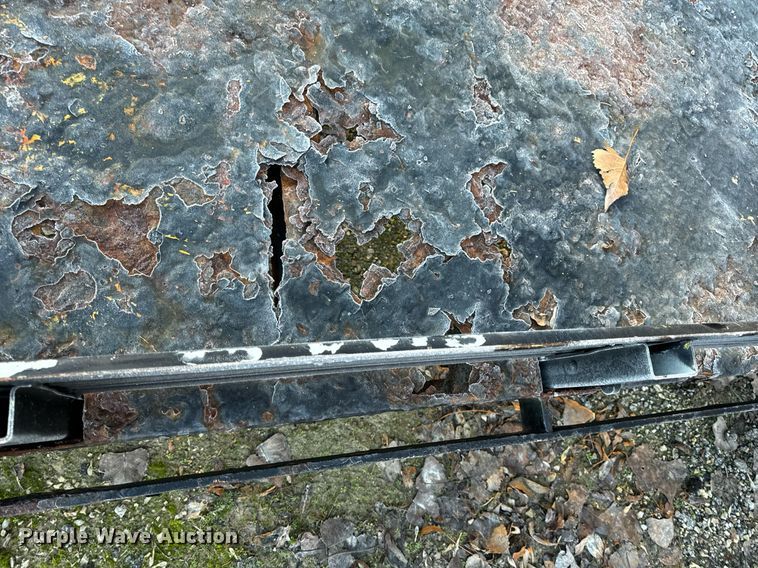 image for item NM9191 2015 Knapheide  flatbed