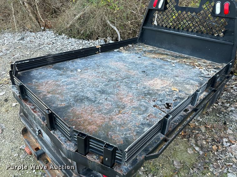 image for item NM9191 2015 Knapheide  flatbed