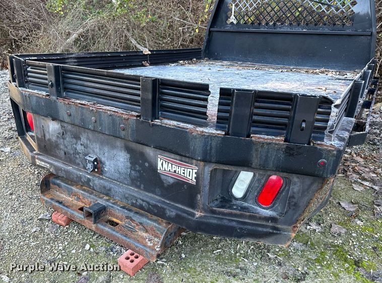 image for item NM9191 2015 Knapheide  flatbed