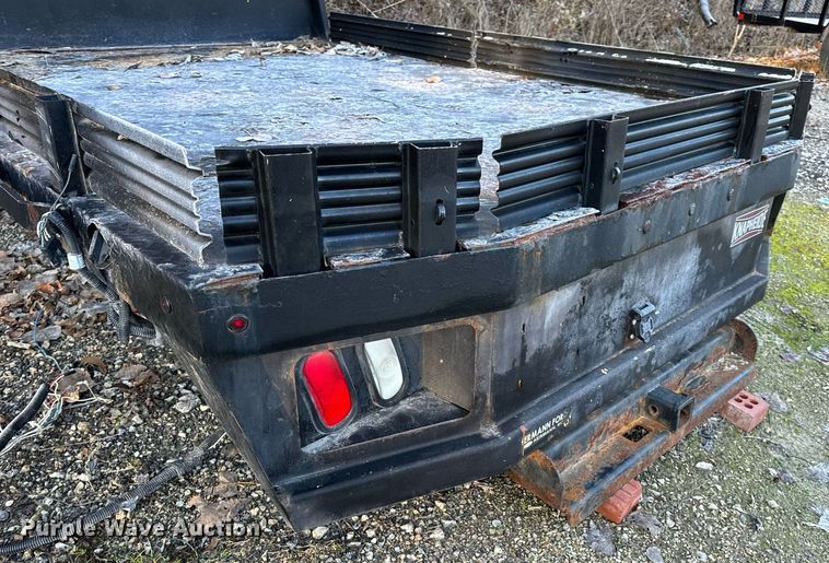 image for item NM9191 2015 Knapheide  flatbed