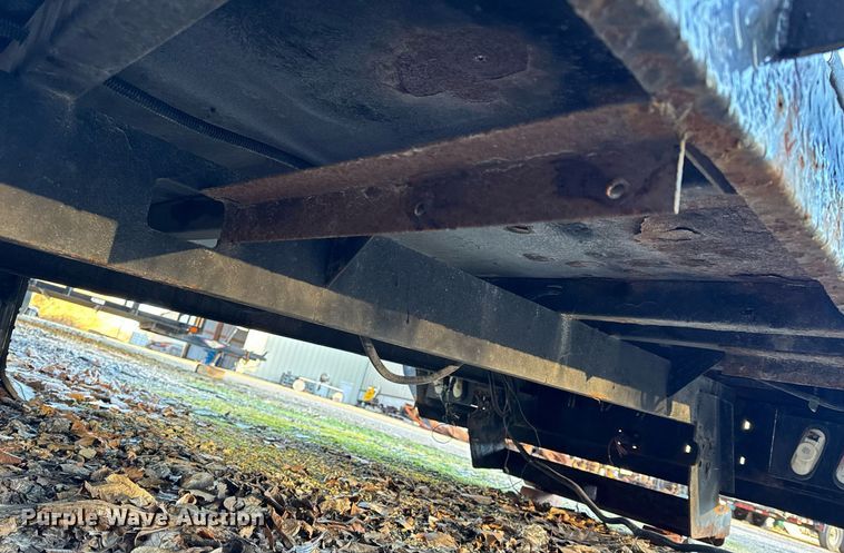 image for item NM9191 2015 Knapheide  flatbed