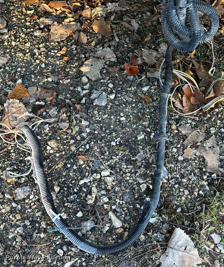 image for item NM9191 2015 Knapheide  flatbed