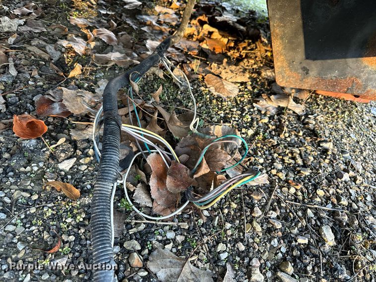 image for item NM9191 2015 Knapheide  flatbed