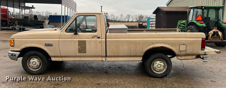 image for item NN9335 1990 Ford F150  pickup truck