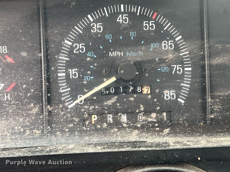 image for item NN9335 1990 Ford F150  pickup truck