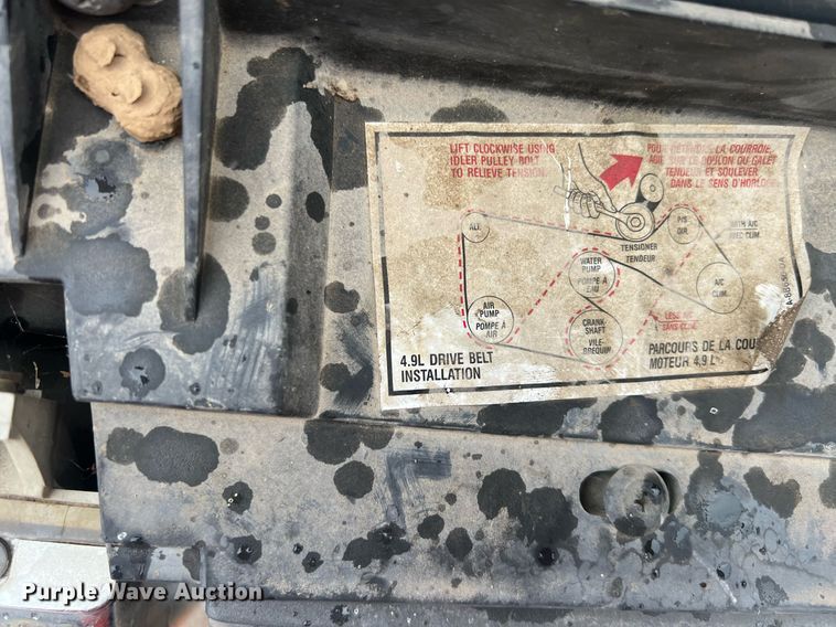 image for item NN9335 1990 Ford F150  pickup truck