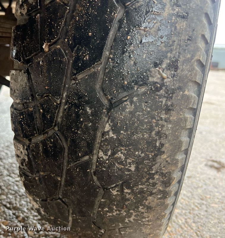 image for item NN9335 1990 Ford F150  pickup truck