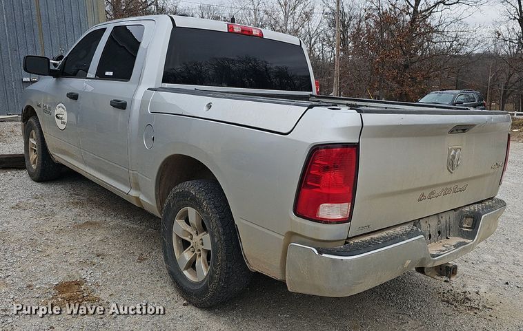 image for item NP9296 2017 Dodge Ram 1500  Crew Cab pickup truck