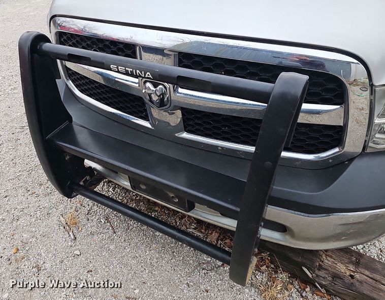 image for item NP9296 2017 Dodge Ram 1500  Crew Cab pickup truck