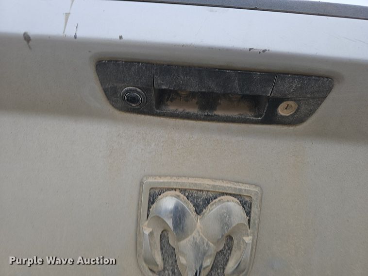 image for item NP9296 2017 Dodge Ram 1500  Crew Cab pickup truck