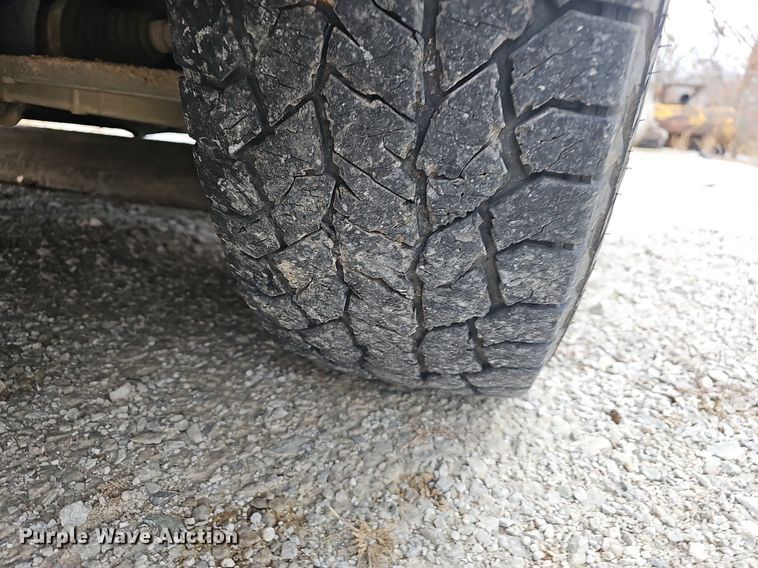 image for item NP9296 2017 Dodge Ram 1500  Crew Cab pickup truck