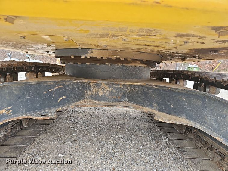 image for item NP9297 2018 Kobelco SK140SRLC-5  excavator