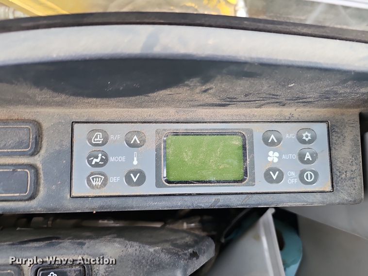 image for item NP9297 2018 Kobelco SK140SRLC-5  excavator