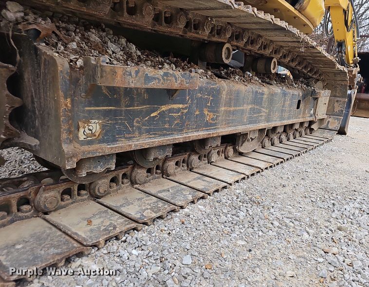 image for item NP9297 2018 Kobelco SK140SRLC-5  excavator