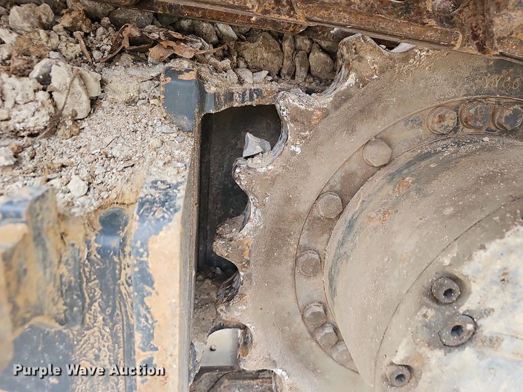 image for item NP9297 2018 Kobelco SK140SRLC-5  excavator