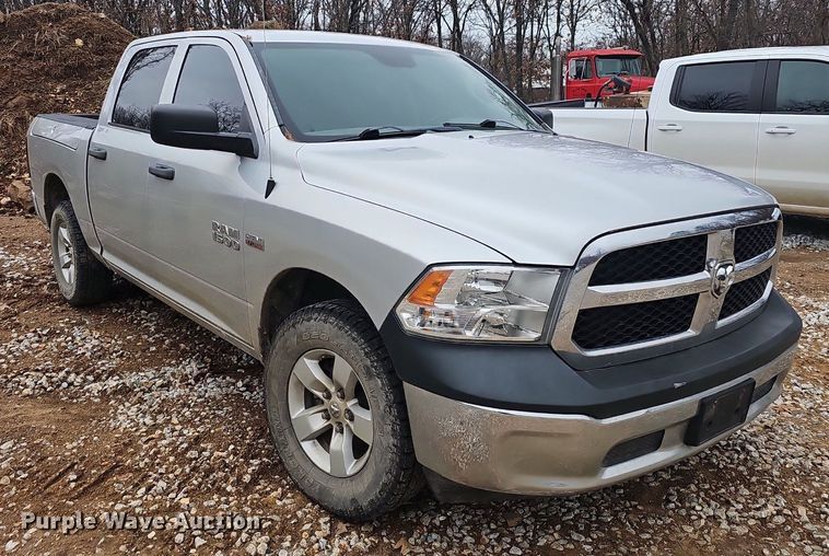 image for item NP9298 2017 Dodge Ram 1500  Crew Cab pickup truck