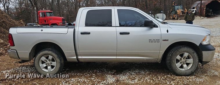 image for item NP9298 2017 Dodge Ram 1500  Crew Cab pickup truck