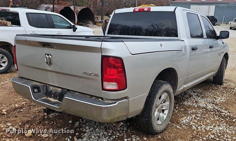 image for item NP9298 2017 Dodge Ram 1500  Crew Cab pickup truck