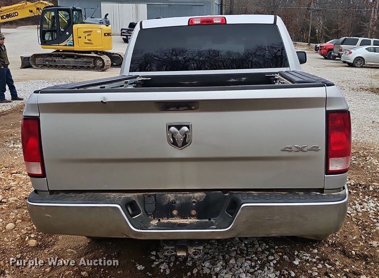 image for item NP9298 2017 Dodge Ram 1500  Crew Cab pickup truck