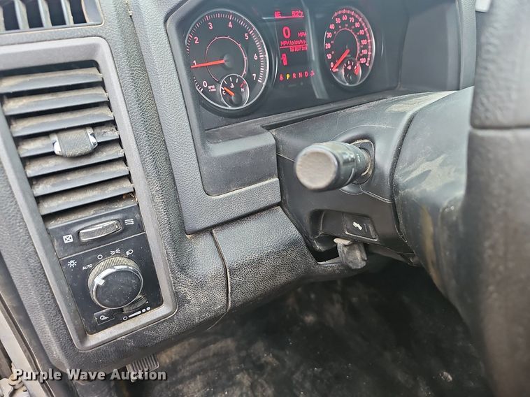 image for item NP9298 2017 Dodge Ram 1500  Crew Cab pickup truck