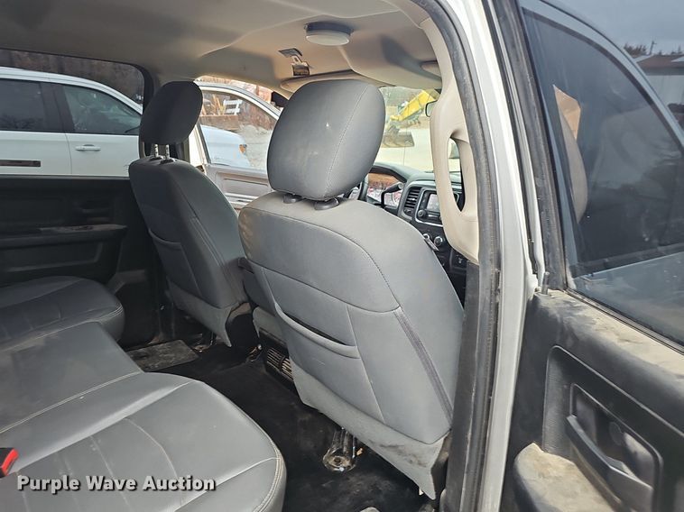 image for item NP9298 2017 Dodge Ram 1500  Crew Cab pickup truck