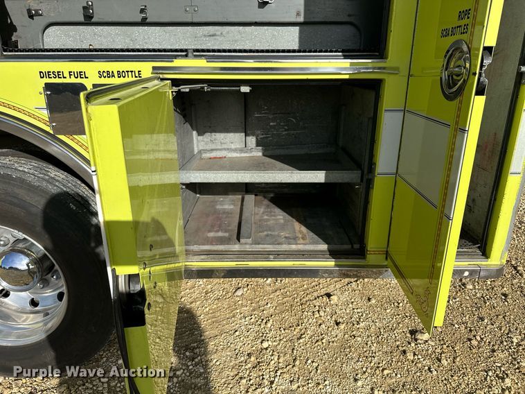 image for item NS9140 1992 Pierce Lance  fire truck