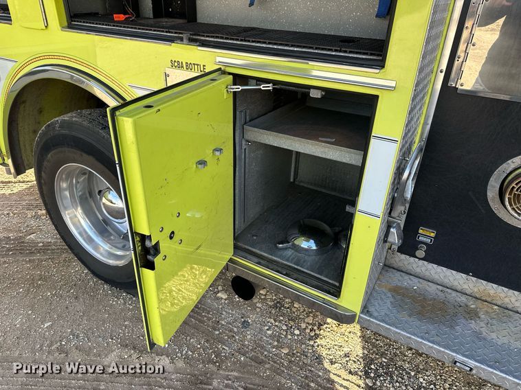 image for item NS9140 1992 Pierce Lance  fire truck