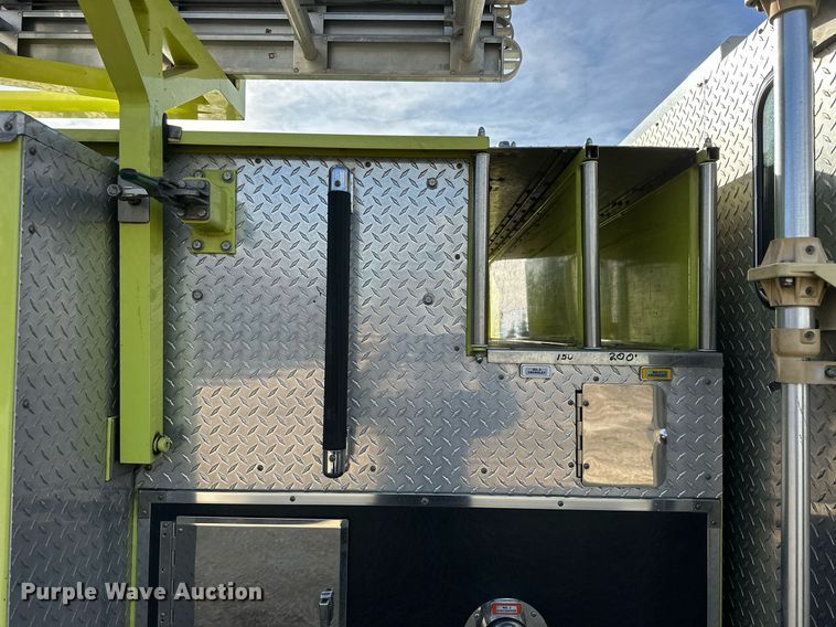 image for item NS9140 1992 Pierce Lance  fire truck