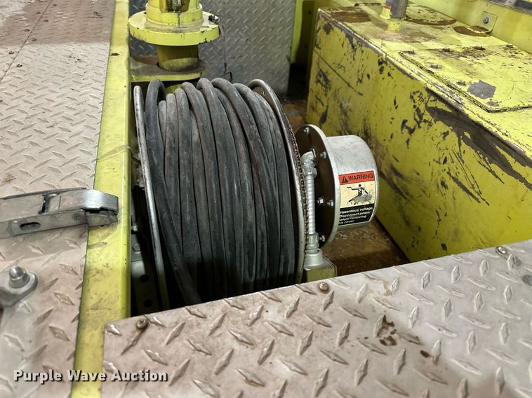 image for item NS9140 1992 Pierce Lance  fire truck