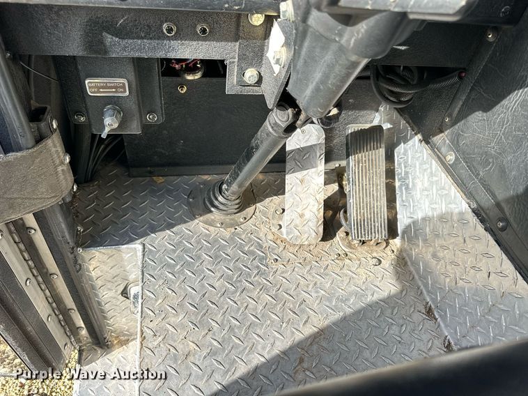 image for item NS9140 1992 Pierce Lance  fire truck