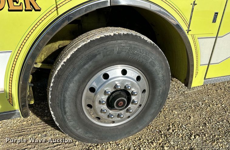 image for item NS9140 1992 Pierce Lance  fire truck