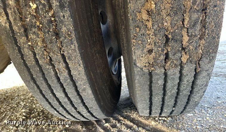 image for item NS9140 1992 Pierce Lance  fire truck