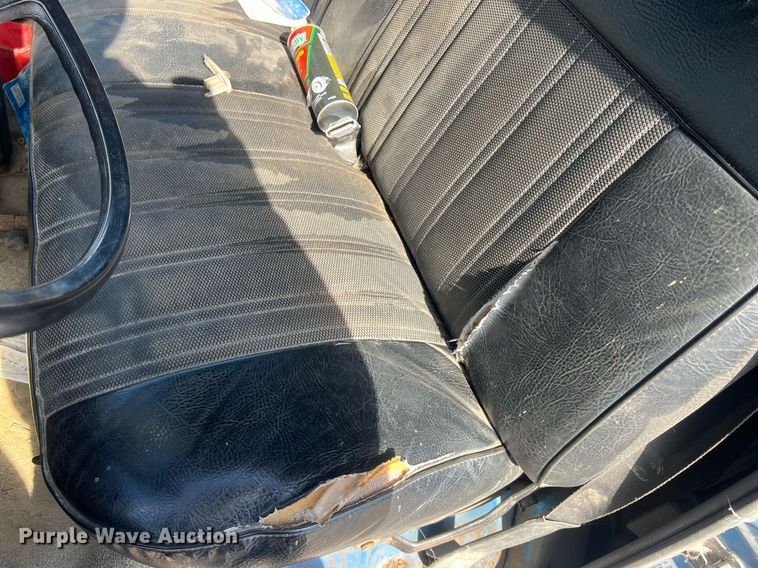 image for item OA9065 1997 Ford  dump truck