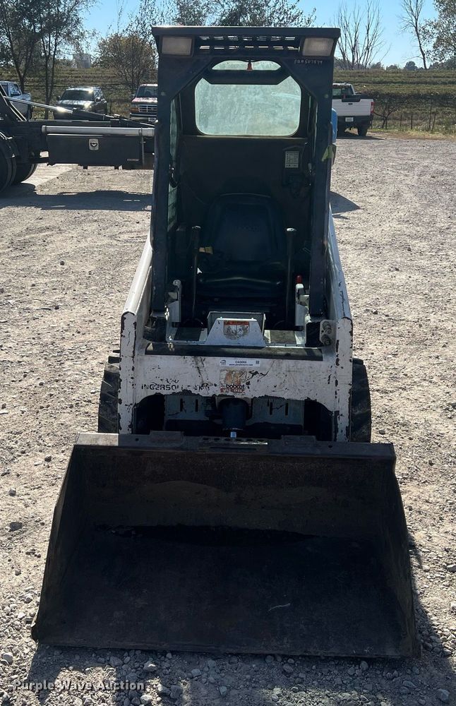 image for item OA9066 1999 Bobcat 453 skid steer loader