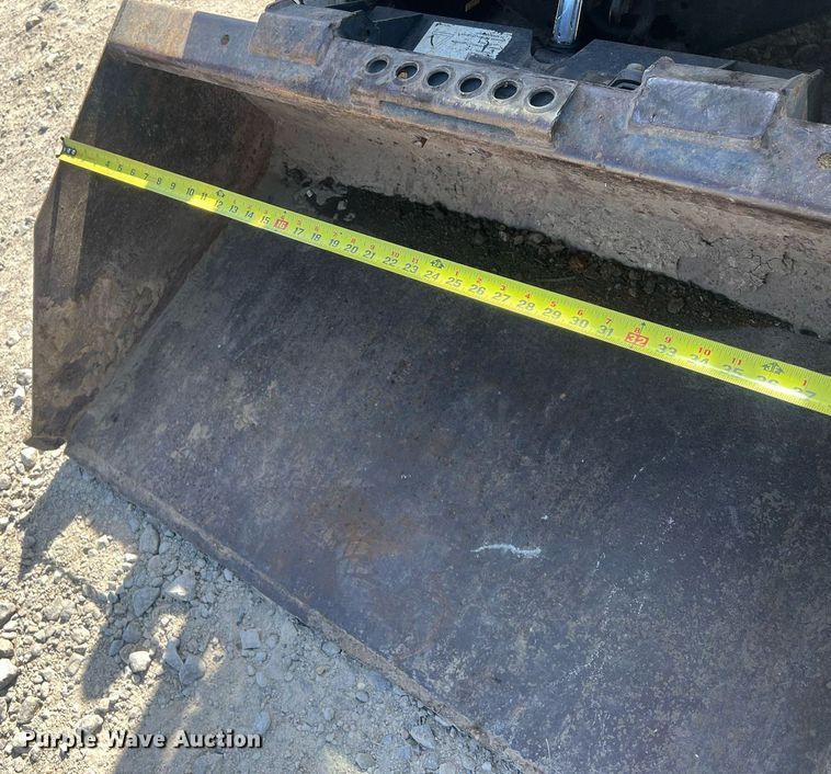 image for item OA9066 1999 Bobcat 453 skid steer loader